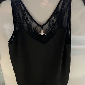 Maurice’s lace blouse Size M NWT